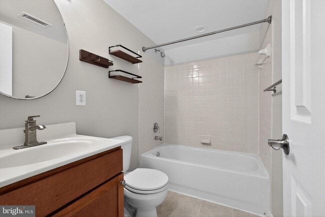 Building Photo - 1455A N Van Dorn St