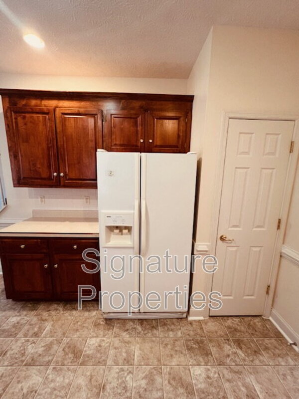 Building Photo - 5100 Beachmere Ct