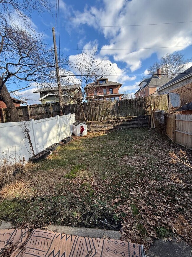 Building Photo - 260-262 Freeport Road