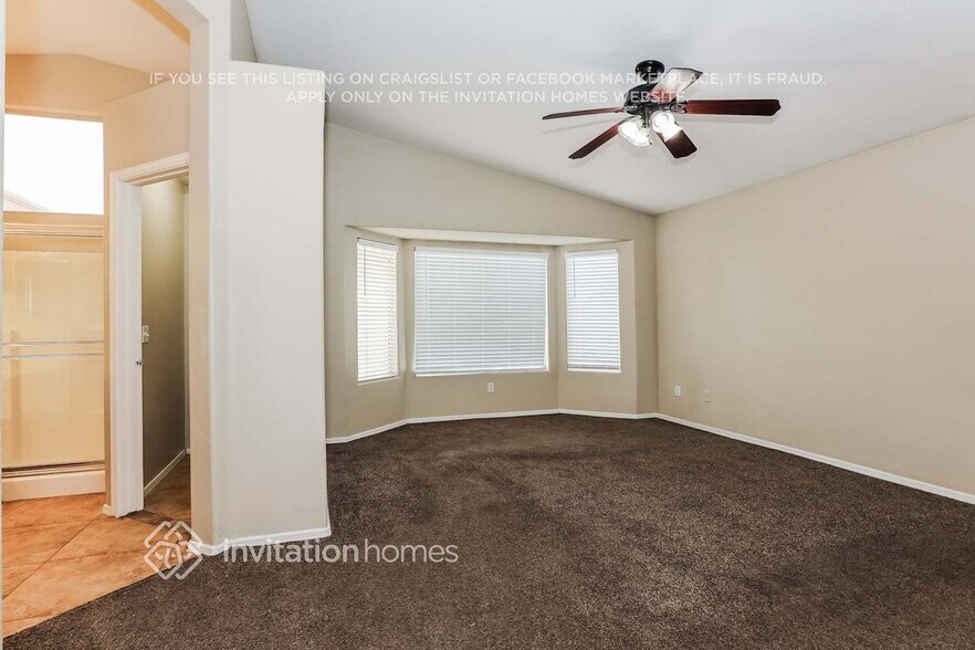 Building Photo - 4073 E Princeton Ave