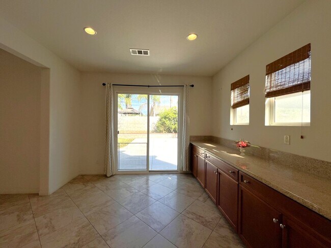 Building Photo - 7143 Leighton Dr