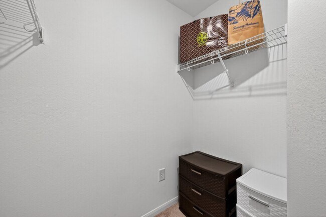 Building Photo - 17843 Plow Horse Ln