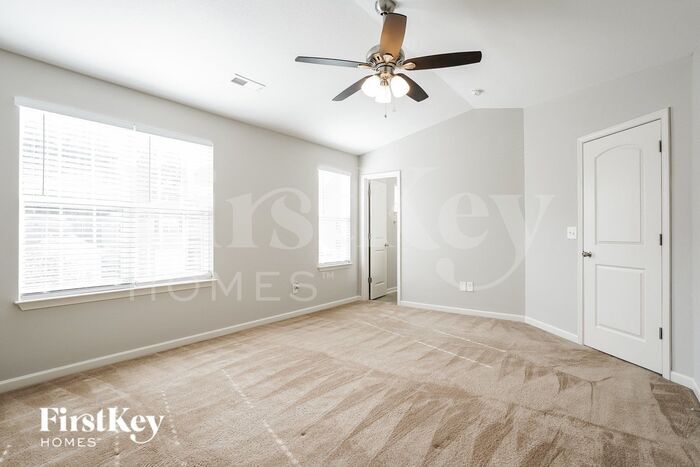 Building Photo - 5429 Sky Hill Dr