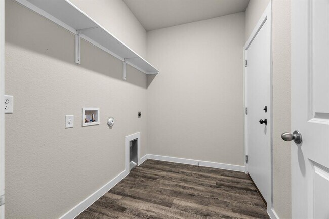 Building Photo - 20104 Travis Dr