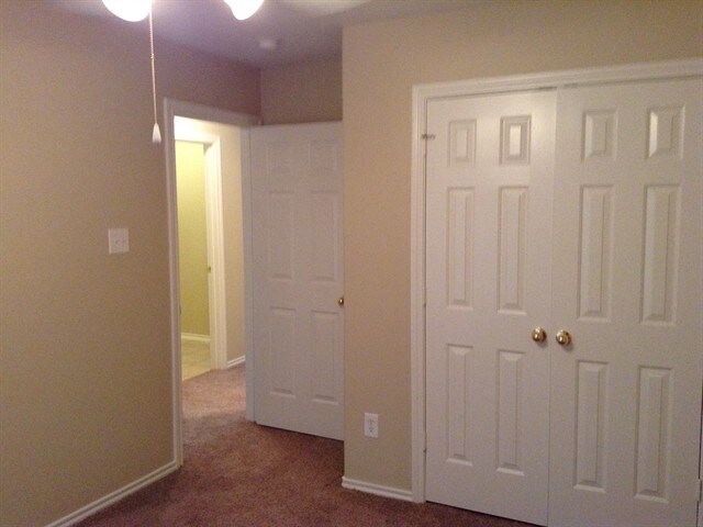 Building Photo - 24438 Schivener House Ln