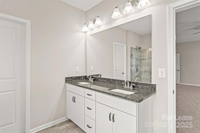 Building Photo - 5613 Amelia Ln