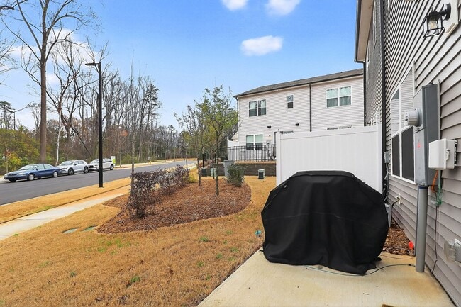 Building Photo - Brand NEW Townhome for RENT!