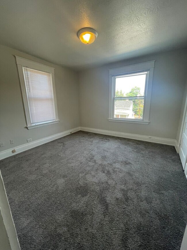 Building Photo - 3727 Herbert Ave