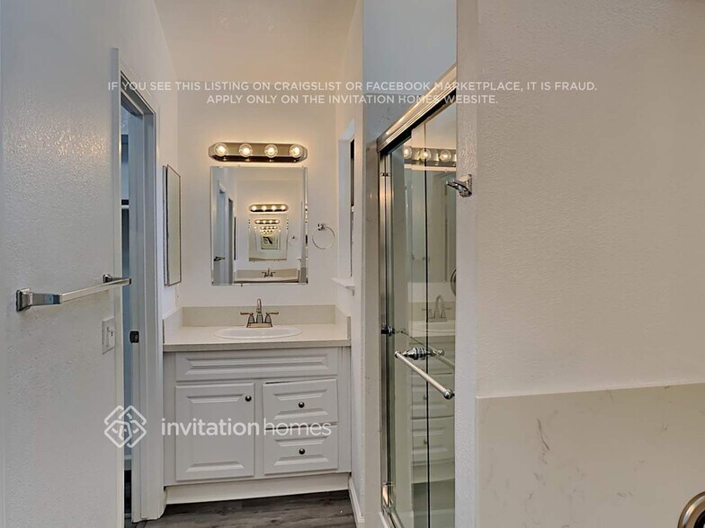 Building Photo - 8346 Oakenshield Cir