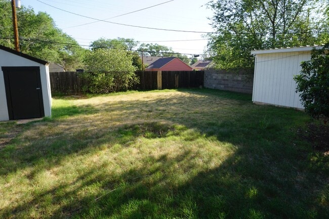 Building Photo - 2314 29th St