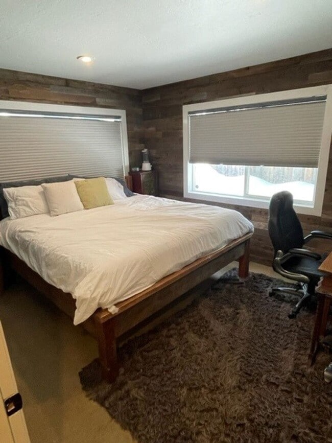 Building Photo - 815 Capistrano Ave