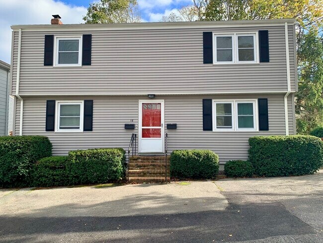 Building Photo - 18 Guernsey St