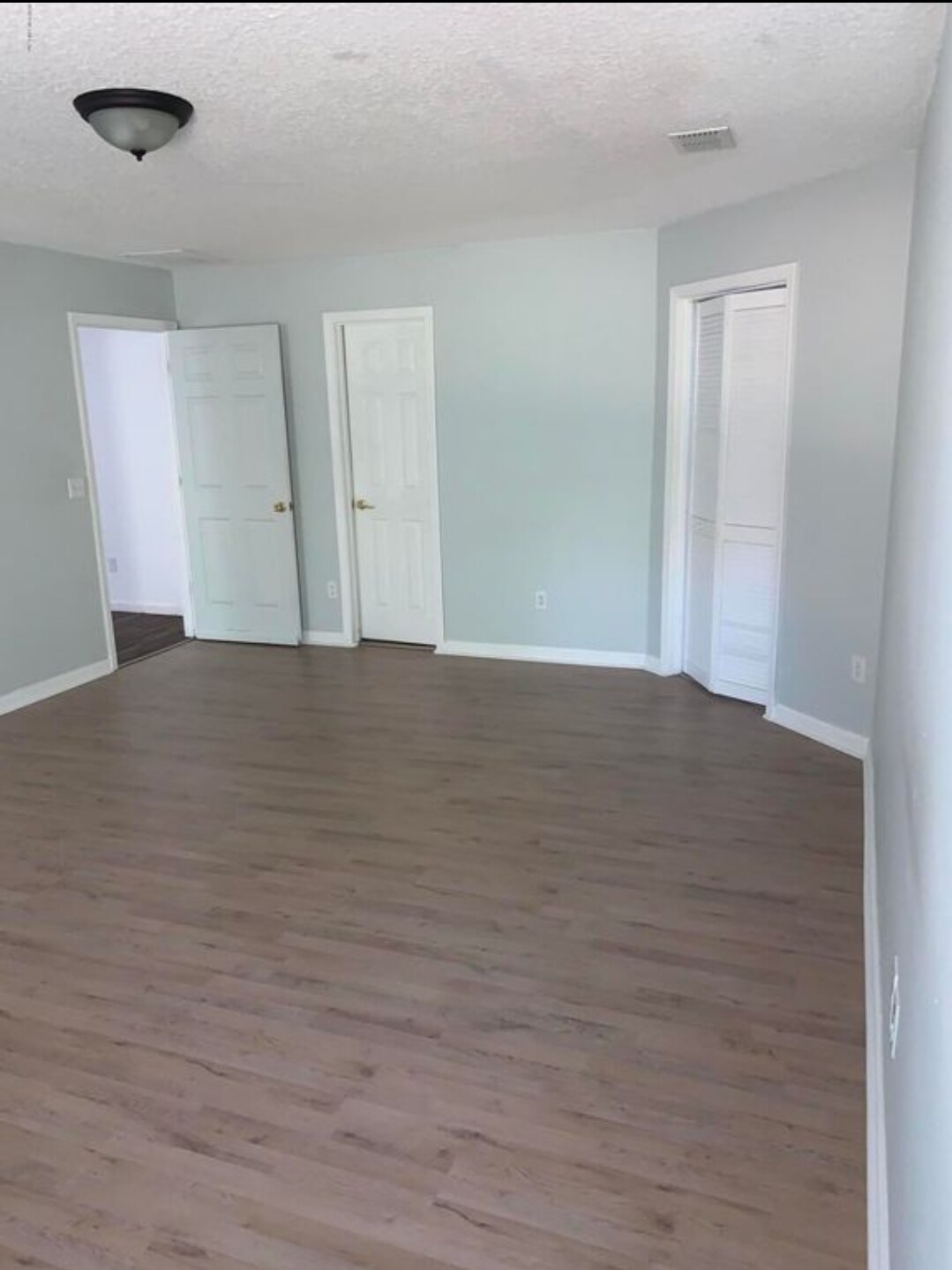 Building Photo - 11160 Apple Blossom Trl W