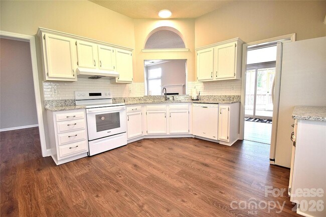 Building Photo - 9530 Errington Ln