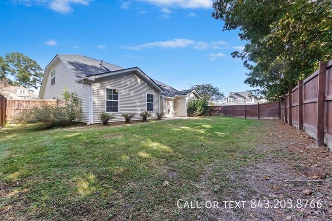 Building Photo - 341 Drayton Pl Dr