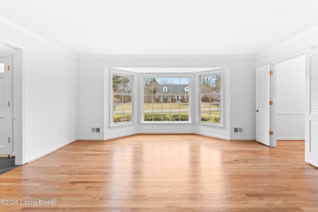 Building Photo - 2102 Northfield Dr