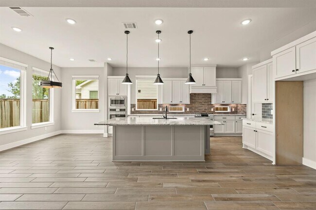 Building Photo - 32707 Fly Fish Wy