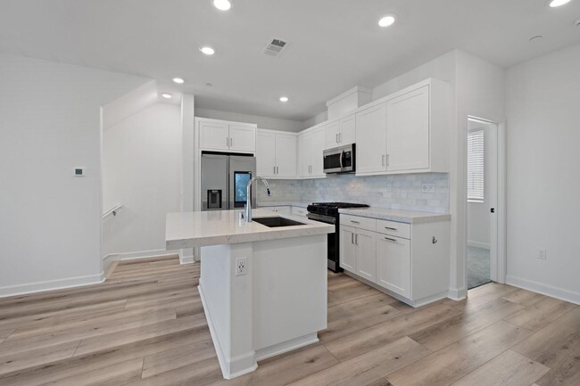 Building Photo - 2245 Epoca Wy
