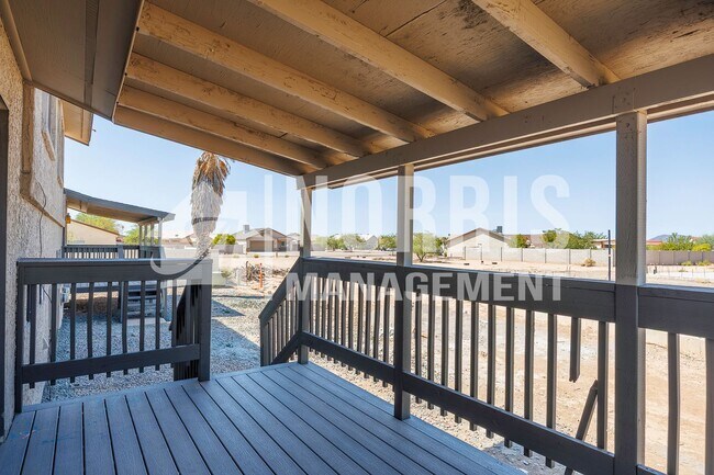 Building Photo - 15054 S Yava Rd