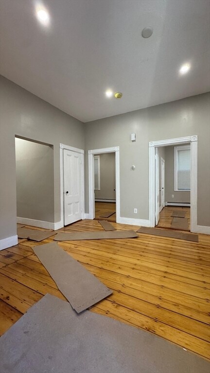 Building Photo - 62 River St