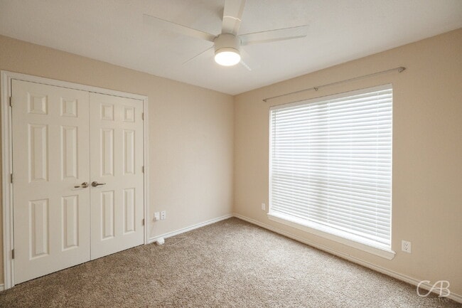 Building Photo - For Lease