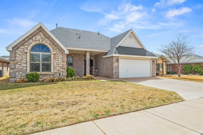 Front of the house - 6405 93rd St