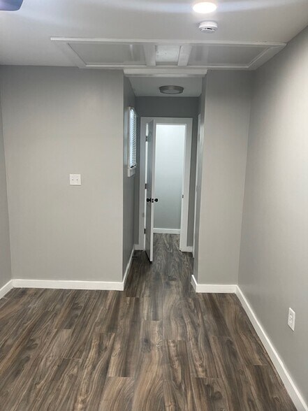 Building Photo - 1438 E 45th St