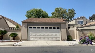 Building Photo - Available July 1, 2025! A SFR for under $...