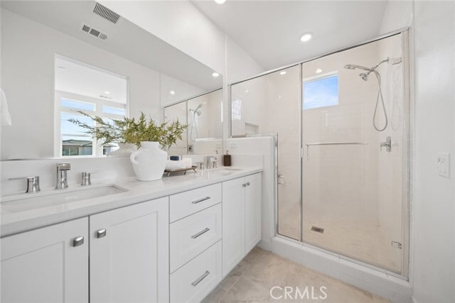 Building Photo - 185 Sentosa