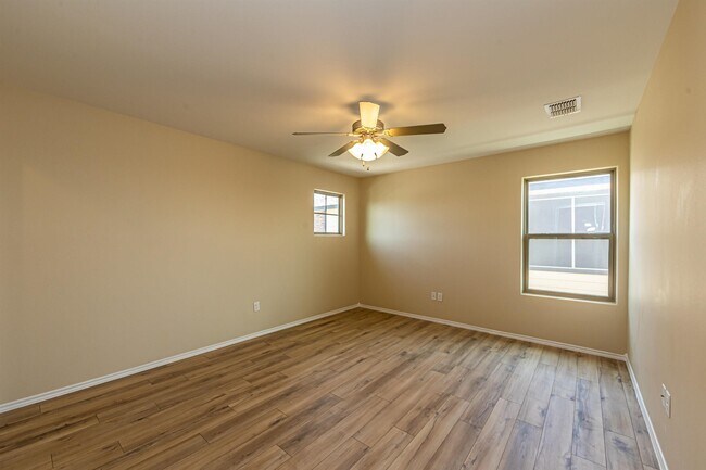 Building Photo - 11234 Sierra Gorda Dr