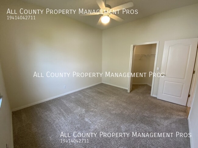 Building Photo - 5112 Far Oak Cir