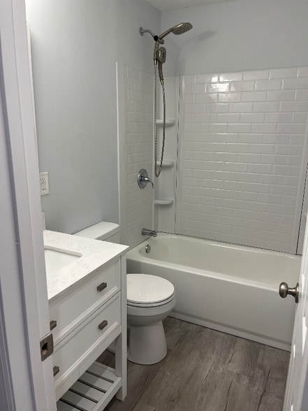 Building Photo - 5 Bragg Cir