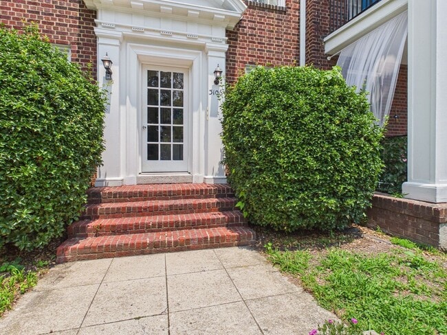 Building Photo - 3106 Patterson Ave