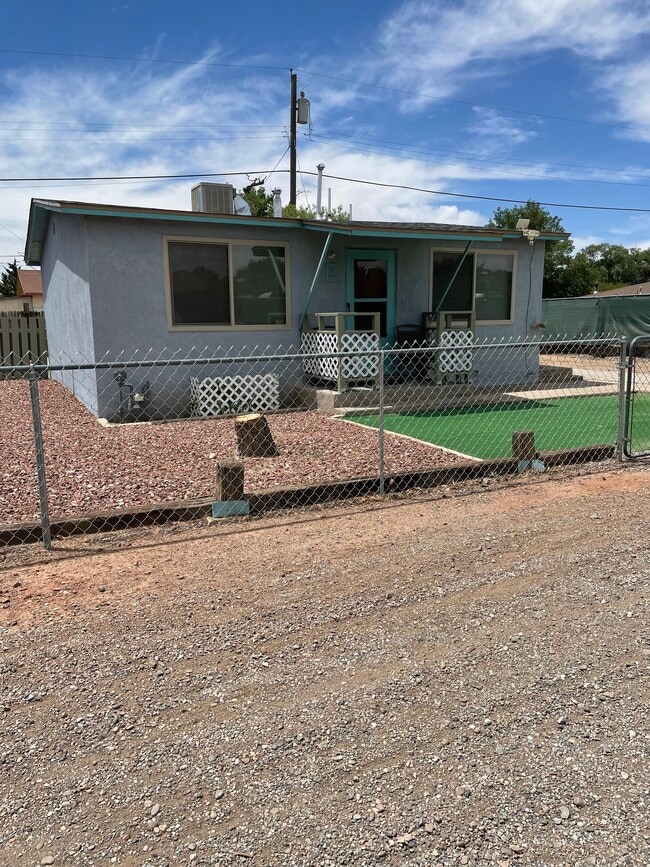 Building Photo - 1327 Tapia Blvd SW