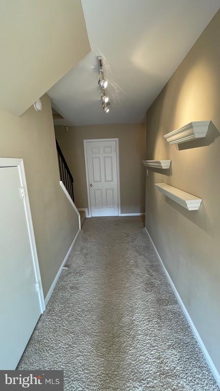 Building Photo - 10127 Ebenshire Ct