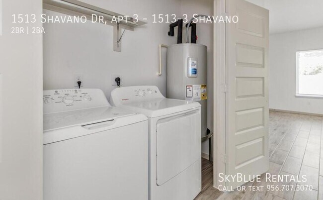 Building Photo - 1513 Shavano Dr