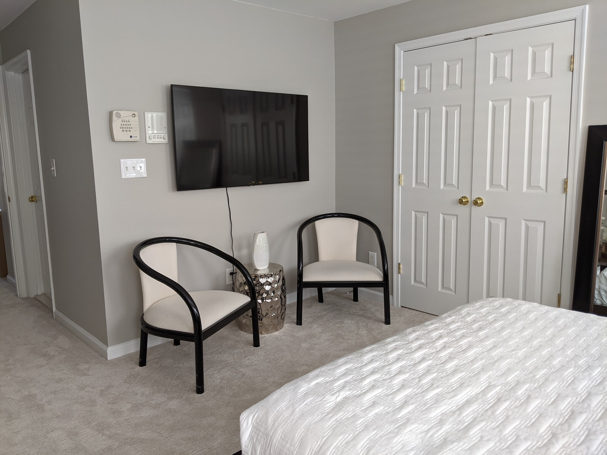 Main Bedroom - 316 Cross Green St