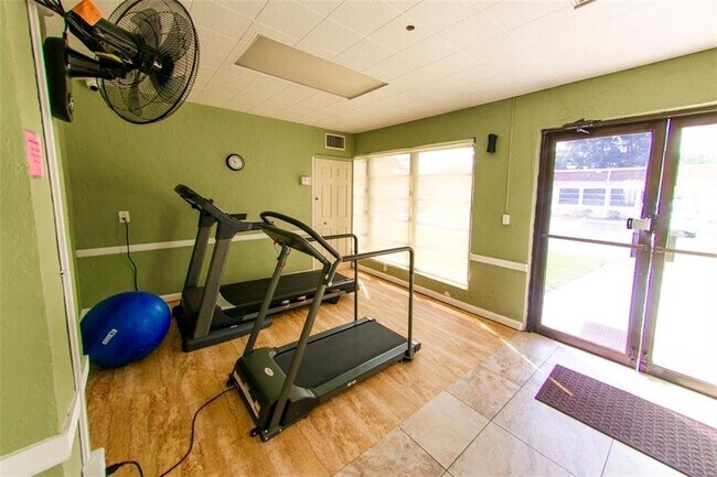 Building Photo - 608 SW Natura Blvd