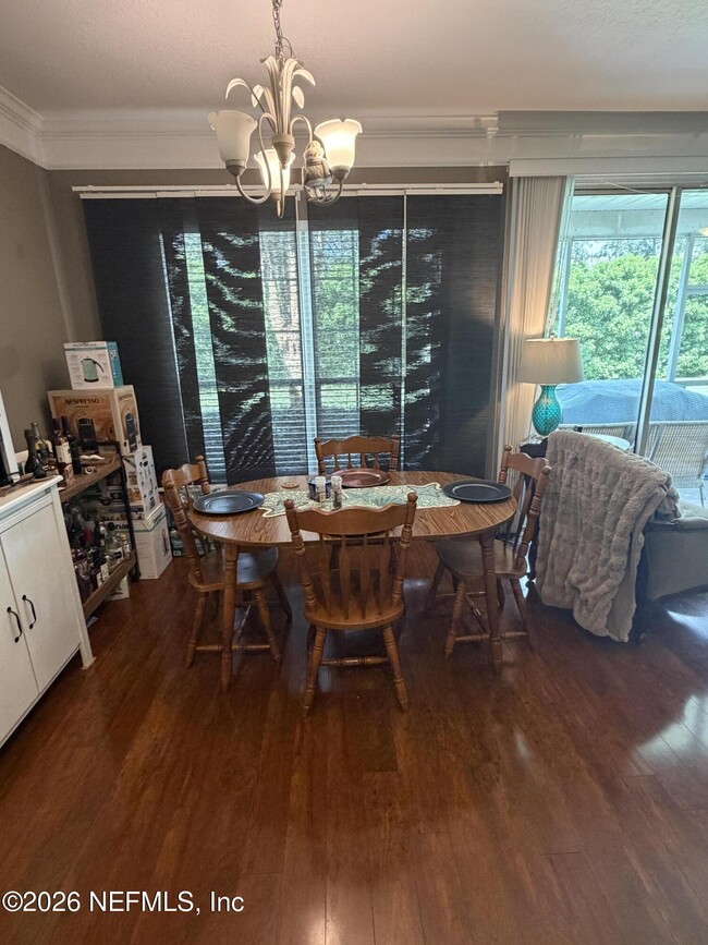 Building Photo - 11175 Castlemain Cir W