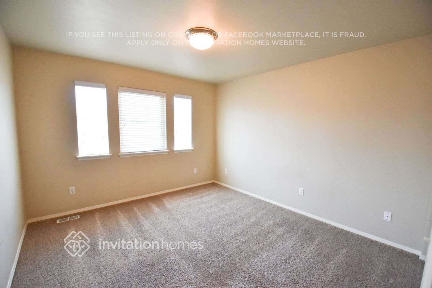 Building Photo - 15911 67th Ave Ct E