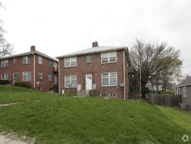 Building Photo - 4606 Chicago St