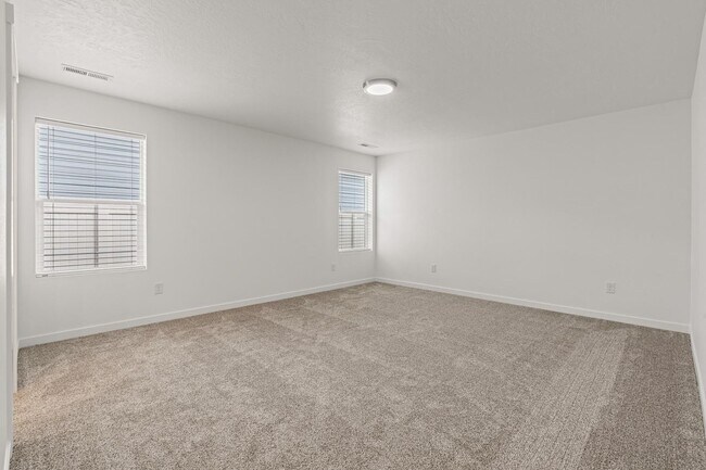 Building Photo - Beautiful Newer Built Home in a Prime Cald...