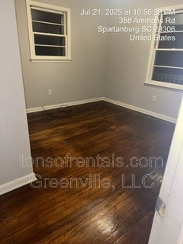 Building Photo - 366 Ammons Rd