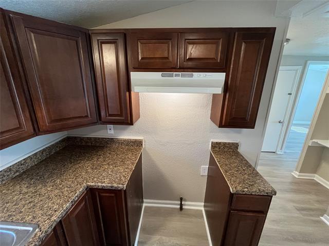 Building Photo - 607 E Miller Rd