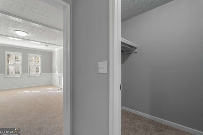 Building Photo - 1235 Green Turf Dr
