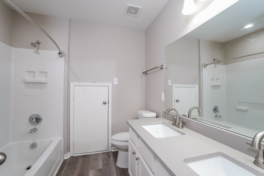 Building Photo - 1134 Desert Oasis Ln