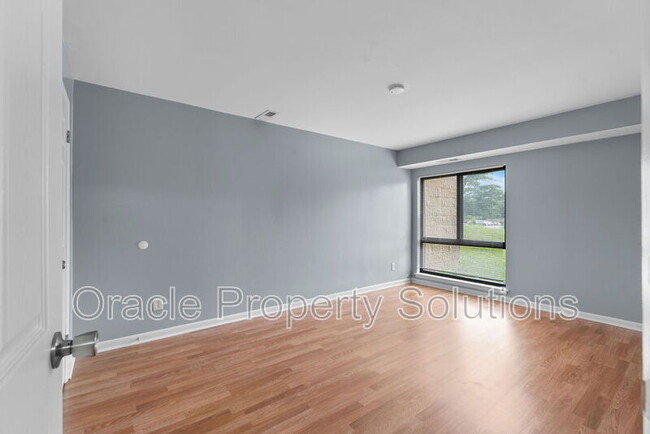 Building Photo - 6085 Majors Ln
