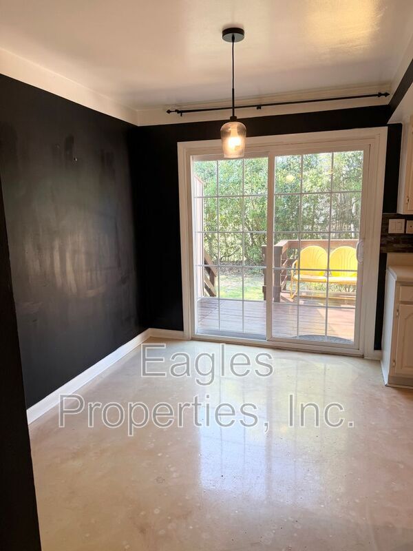 Building Photo - 1902 Harris St