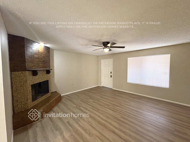 Building Photo - 7556 W Turney Ave