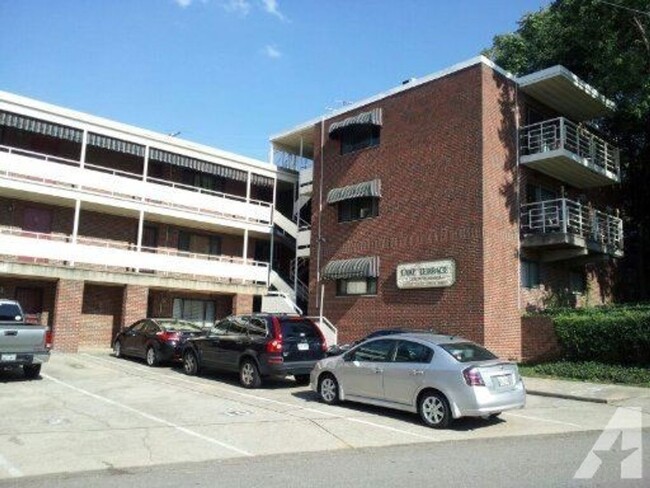 AVAILABLE NOW!! 2 Bedrooms and 1 bath. $2... - AVAILABLE NOW!! 2 Bedrooms and 1 bath.  $2...